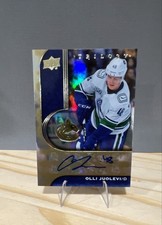 2020-21 Upper Deck Trilogy - Rookie Renditions Olli Juolevi Gold Foil Autographs