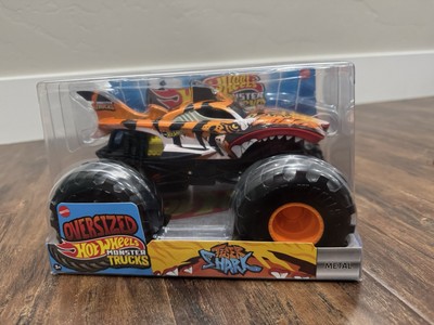 2025 HTF Hot Wheels Monster Truck Oversized 1:24 TIGER SHARK