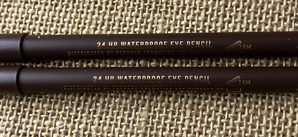 Persona PLUM & BROWN Eyeliner 24 Hr Waterproof Duo - 2 Full Size Liners - Image 4 of 4