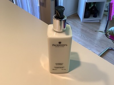 Pecksniff's England Grapefruit & Citron Hand & Body Lotion 10.1 Fl Oz Rare