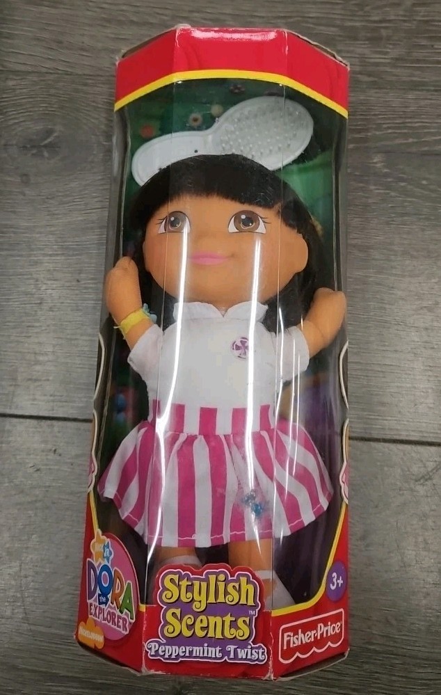 2007 Fisher Price Dora The Explorer Stylish Scents Peppermint