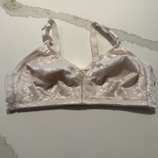 Bali Double Support Spa Closure Wireless Bra Sz 40C 3372 Pink Bliss