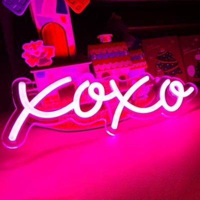 Neon Light Sign LED XOXO Night Lights USB Operated Decorative Marquee Sign