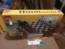 Lego 40174 chess scacchi  nuovo sigilli aperti  scatola rovinata vedi foto