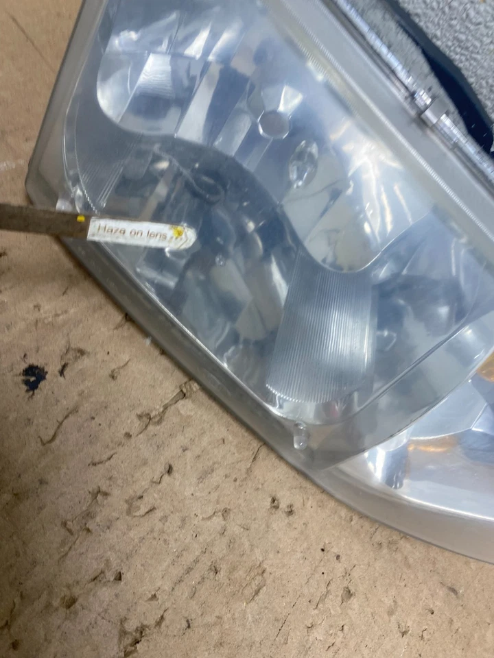 Juego de faros halógenos laterales izquierdo+derecho Nissan Quest 2001 a 2002 OEM U8665 DG Foto 4 de 4