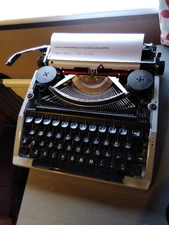 Silver Reed SR 100 Tabulator Portable Typewriter with Case and new ribbon fitted