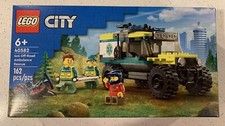 Brand New LEGO City 4x4 Off-Road Ambulance Rescue (Item: 40582)!