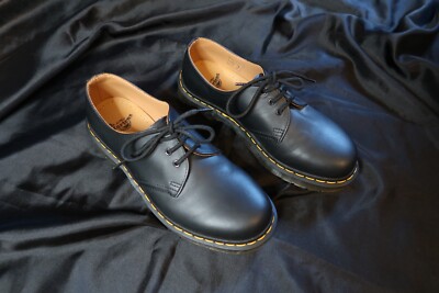 Dr. Martens 1461 Classic Women's Black Leather Classic Oxford
