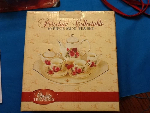 CLASSIC TREASURES MINIATURE PORCELAIN TEA SET!  10 BEAUTIFUL PIECES! NIB