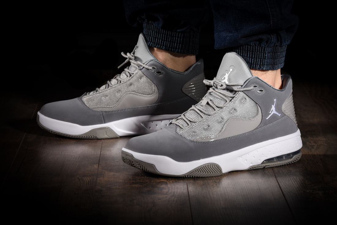 Nike Air Jordan Max Aura 2 [2021] Cool Grey Medium White CK6636