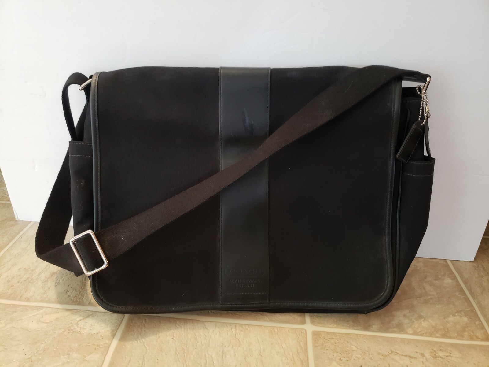 Coach Leatherware Diaper Messenger Bag J0556437 (B12… Gem