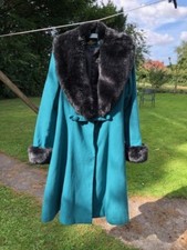 Original Hell Bunny Flare Coat Detachable Faux Fur Collar & Cuffs Size L