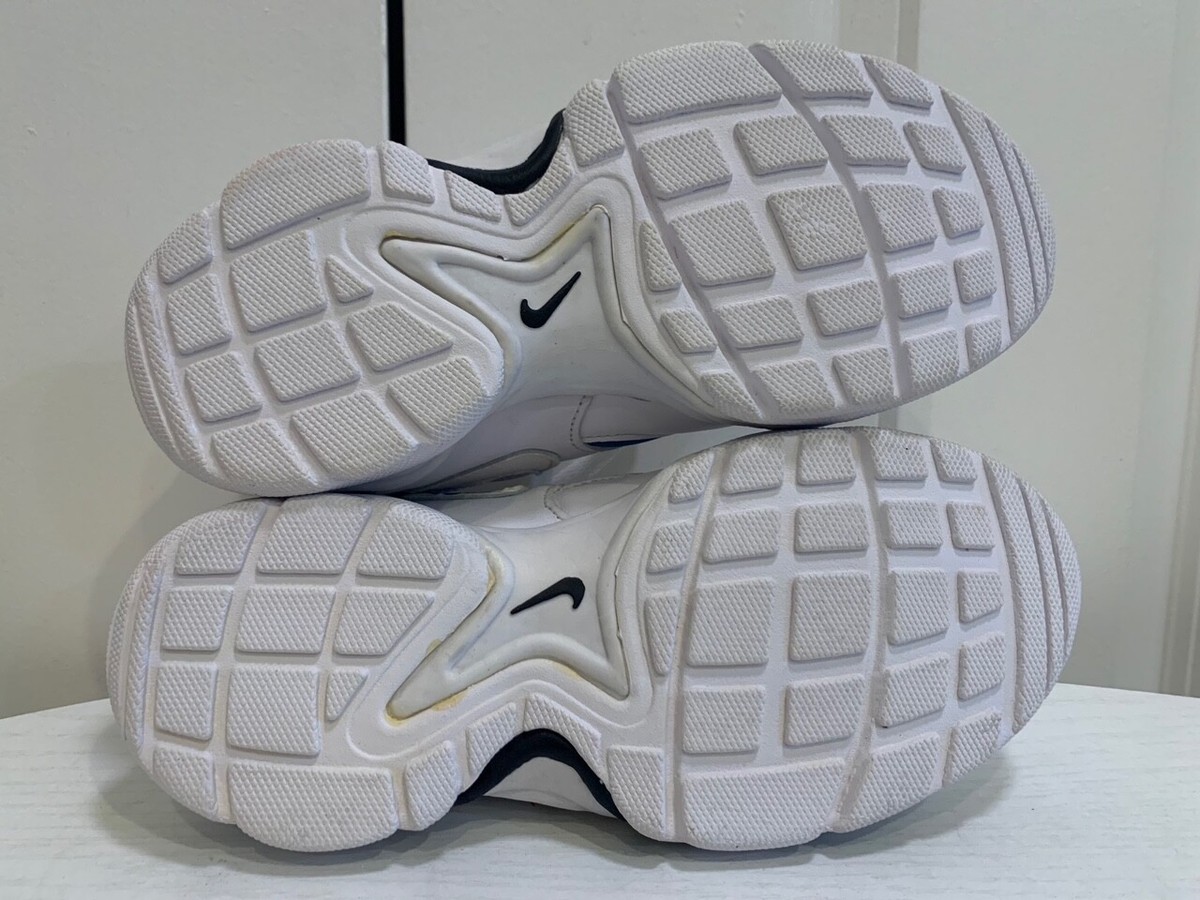 Vintage 1990's Nike Cross Trainer Cross Training Sneakers