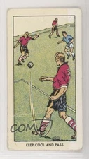 1959 Football Tips and Tricks by the Mystery Trainer Hotspur Keep Cool Pass jn1