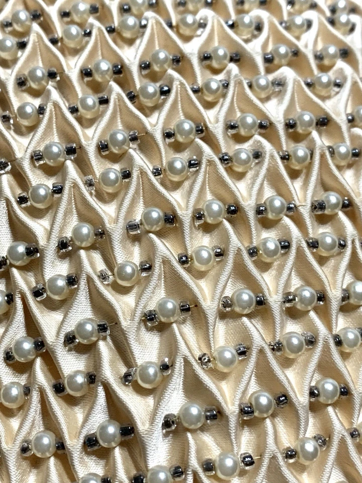 Sombrero de cóctel de iglesia fascinador con cuentas imitación perla Lecié Biege vintage de los años 50 Foto 4 de 4