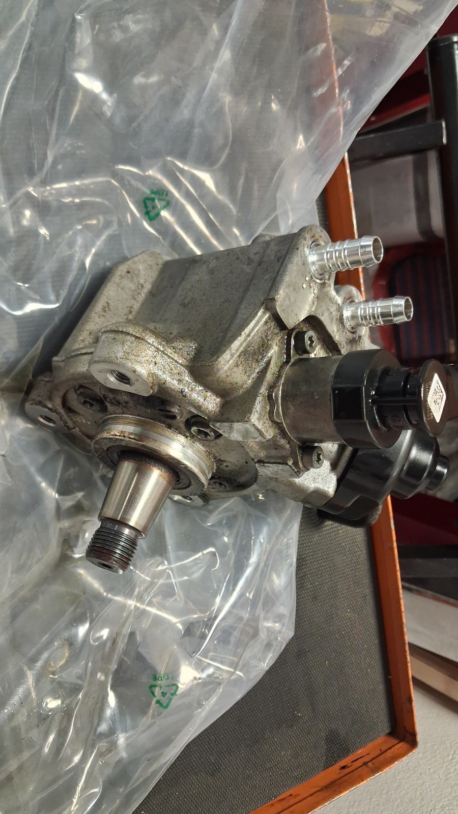 Pompa carburante alta pressione Audi 03L130755AC