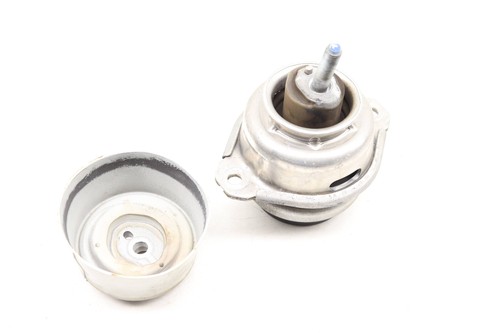 2011-2018 PORSCHE CAYENNE - Engine / Motor Mount 95837504910 - Picture 2 of 6