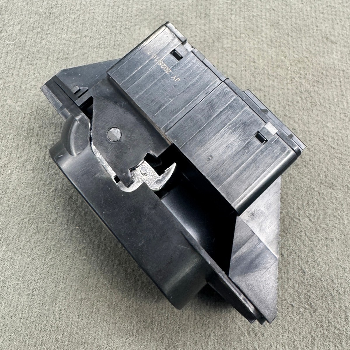 Bentley Continental GT 2004-2011 Parking brake switch P/N 3W0927225C