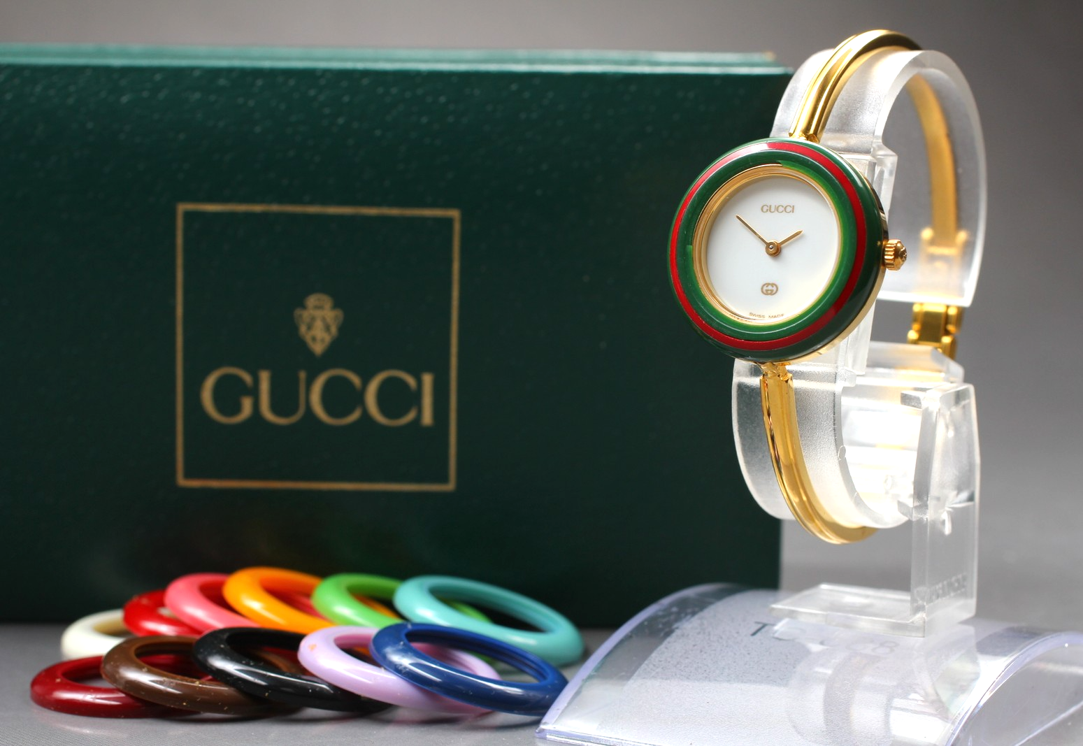 Near MINT Gucci 1100-L Women's Quartz Watch 12 Color Bezel Japan Import