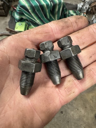 1941-1954 Chevrolet Set 3 Torque Tube Pinion Bearing Retainer Set Screws