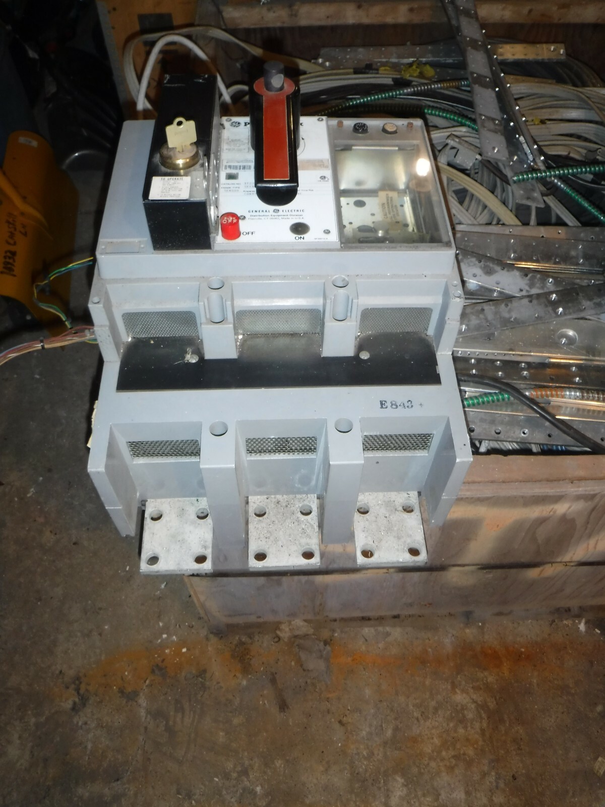 Picture 1 of 4
