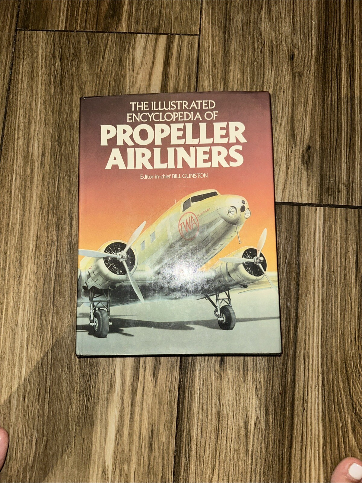 The Illustrated Encyclopedia of Propeller Airliners.