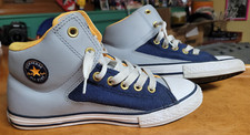 Converse Chuck Taylor CTAS High Street Sneaker Youth sz 5 High Street Shoe Hi