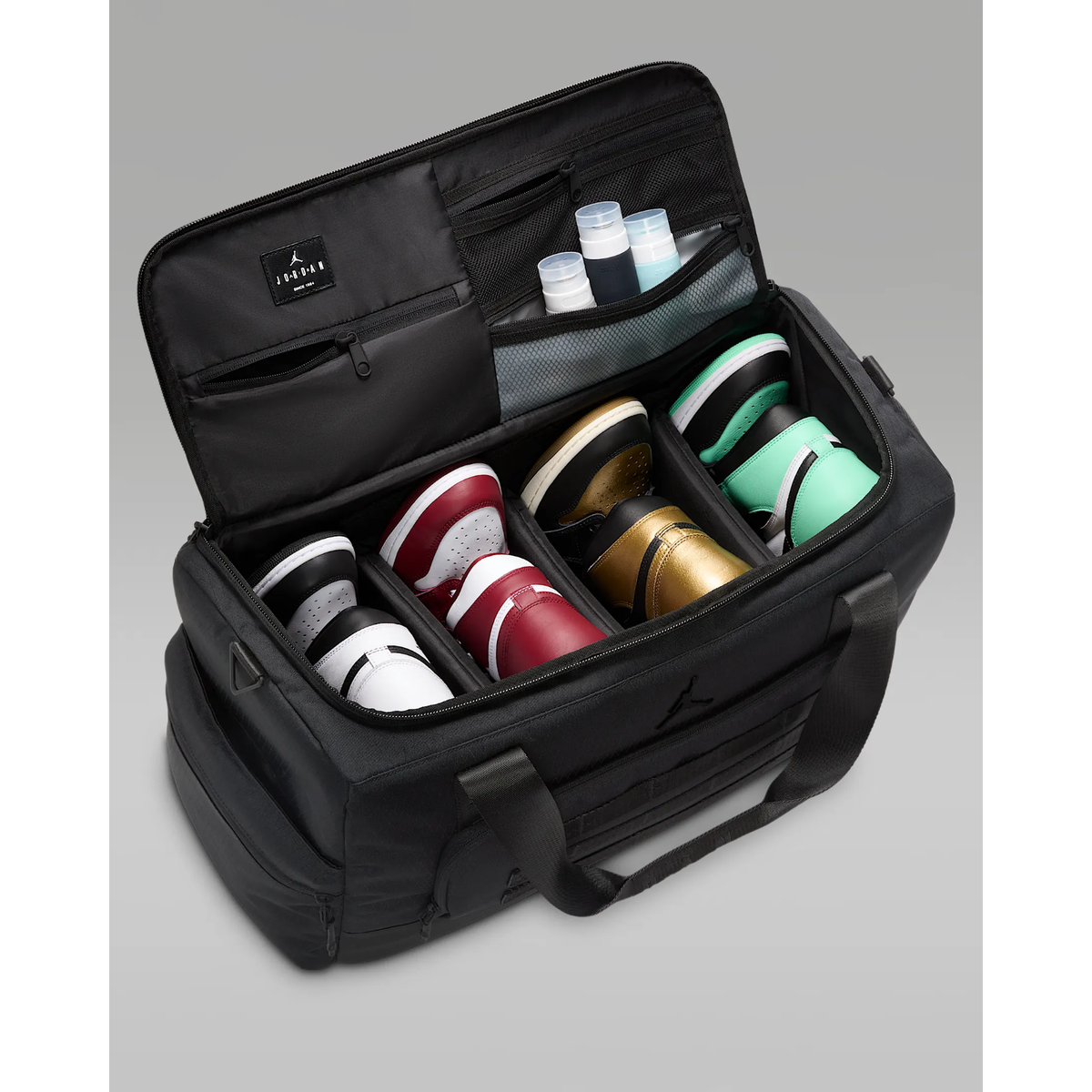 Jordan Collectors 44L Duffle Travel Bag Black | | MA0932-023 for