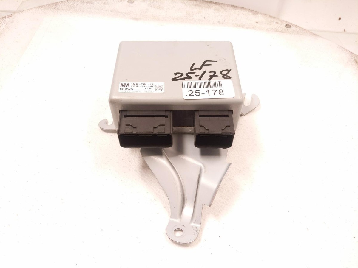 2013-2015 Honda Accord Footwell Body Control Module Unit 39980-T3m