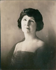 Earl Photoy 1900s Mrs Jh Griner President Merry Maids Musical Club Beautiful 4X5