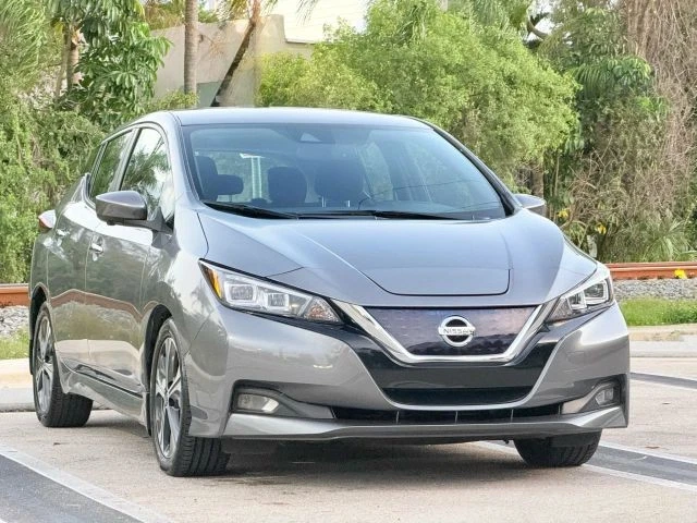 2021 Nissan LEAF SV Hatchback 4D - Imagem 4 de 4
