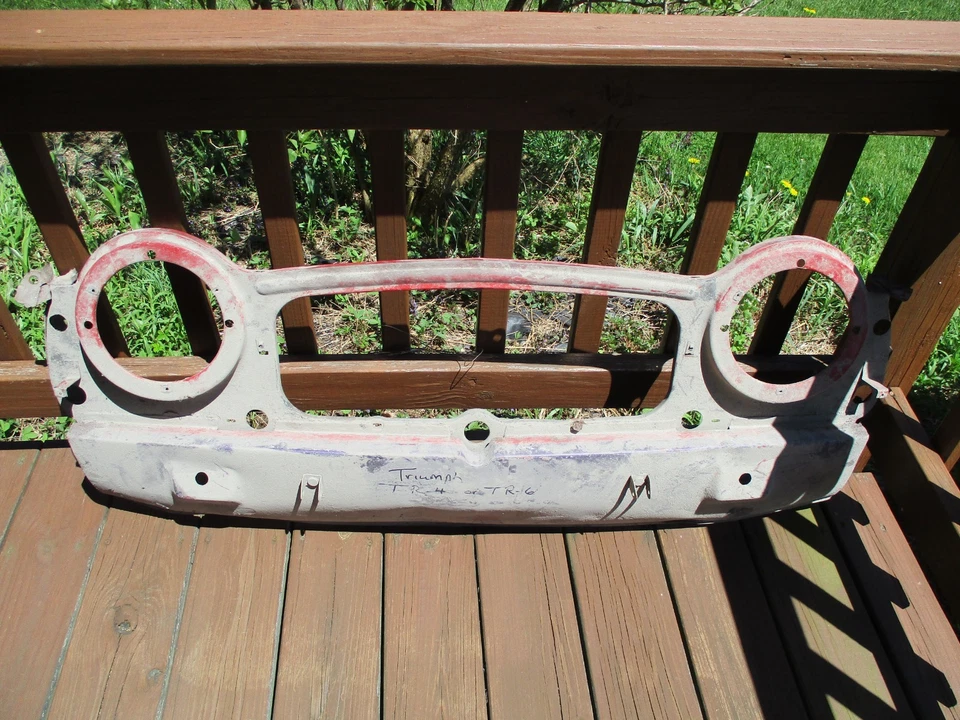 TRIUMPH TR4A TR250 1965-1968 PANEL DE CENEFA DELANTERO SUPERIOR INFERIOR ENVÍO GRATUITO Foto 4 de 4