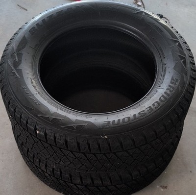 Used 235/65R17 Bridgestone Blizzak DM-V2 108S - 12/32