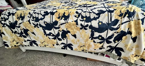 King Bright Floral Print Microfiber Duvet and 2 Shams Clean 100" x 108" *READ - Picture 5 of 12