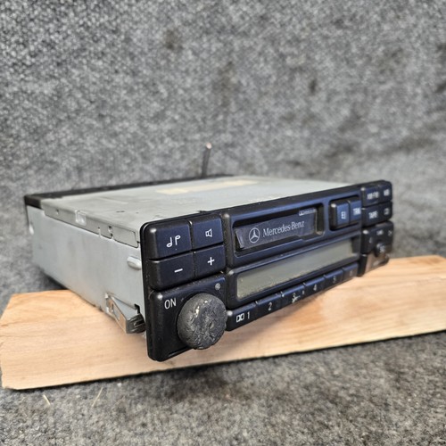 96 99 Mercedes Radio Stereo Cassette S320 CL E Class BE1692 0038205986 Becker - Picture 3 of 10