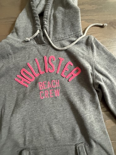 Hollister Hoodie Size medium Juniors Long Sleeve Pullover Gray Pink Sewn Logo - Picture 2 of 10