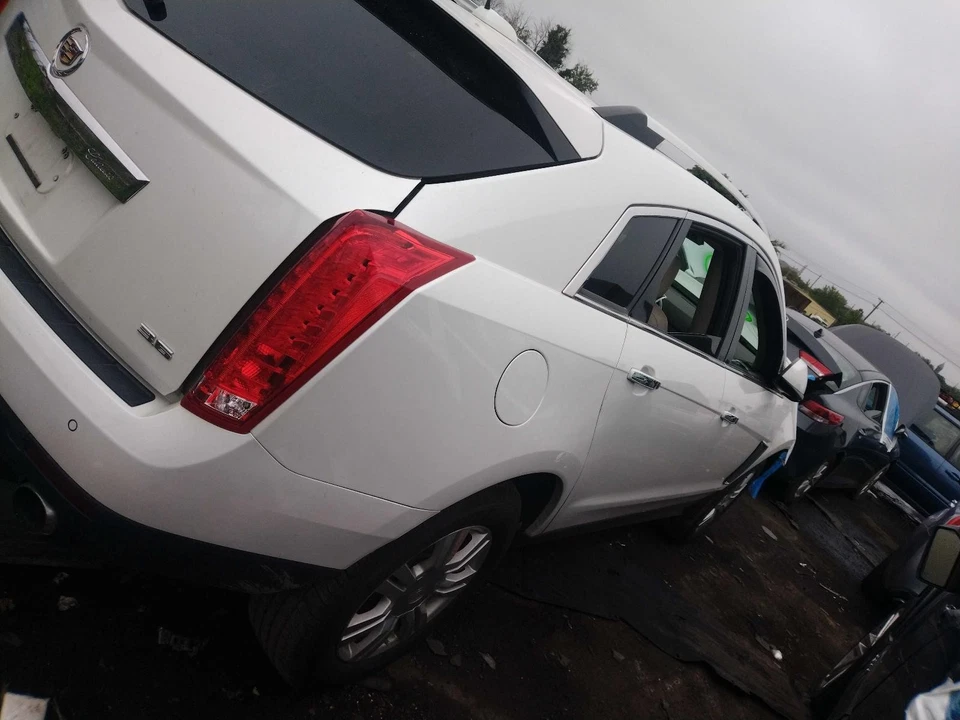 Cadillac SRX 2015 compresor de aire acondicionado OEM 3,6 L 111 k millas 22779351 22951491 Foto 4 de 4