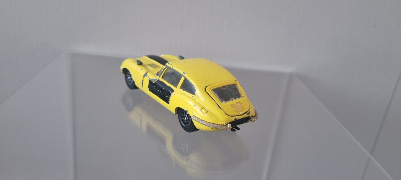 Picture 4 of 5