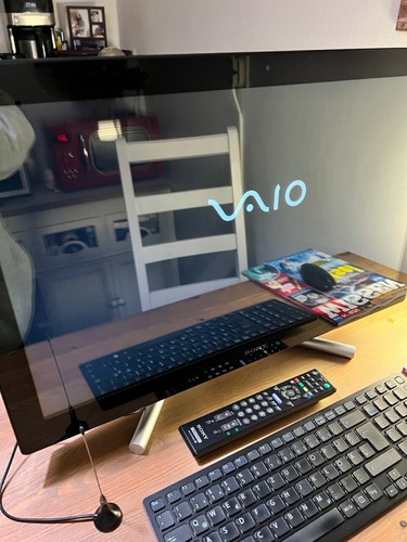 3D Sony SVL2412Z1EB Sony SVL2412Z1EB All-in-One Design (24 Zoll) Desktop-PC - Bild 8 von 15