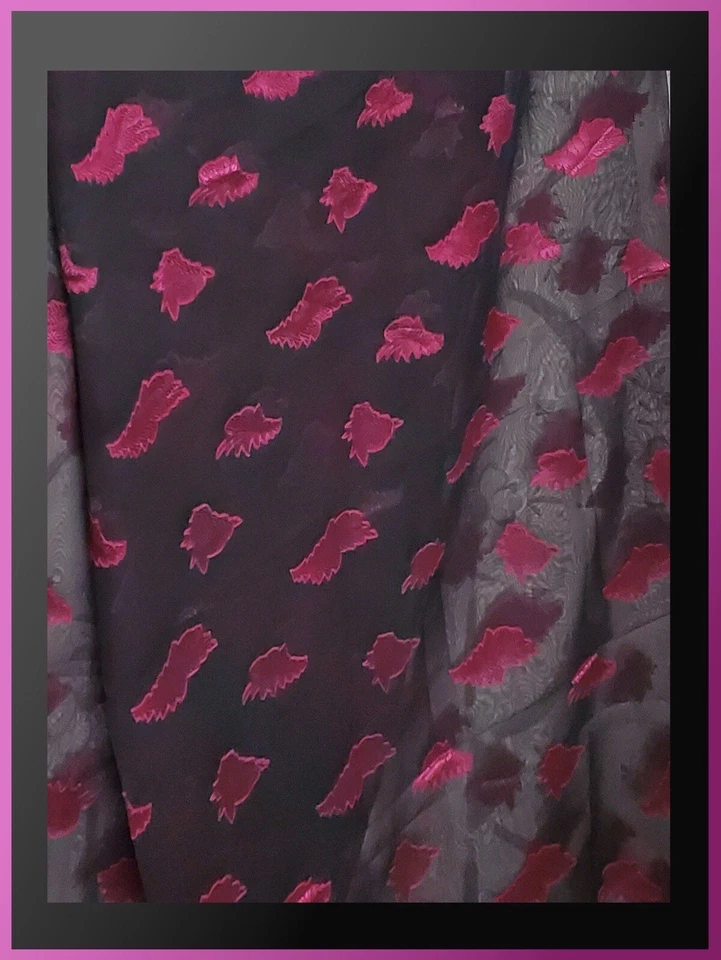 Tela Bordada Negro Organza Rosa Frambuesa Profunda 80 Pulgadas Largo 45 Ancho Nuevo de Lote Antiguo Foto 3 de 4