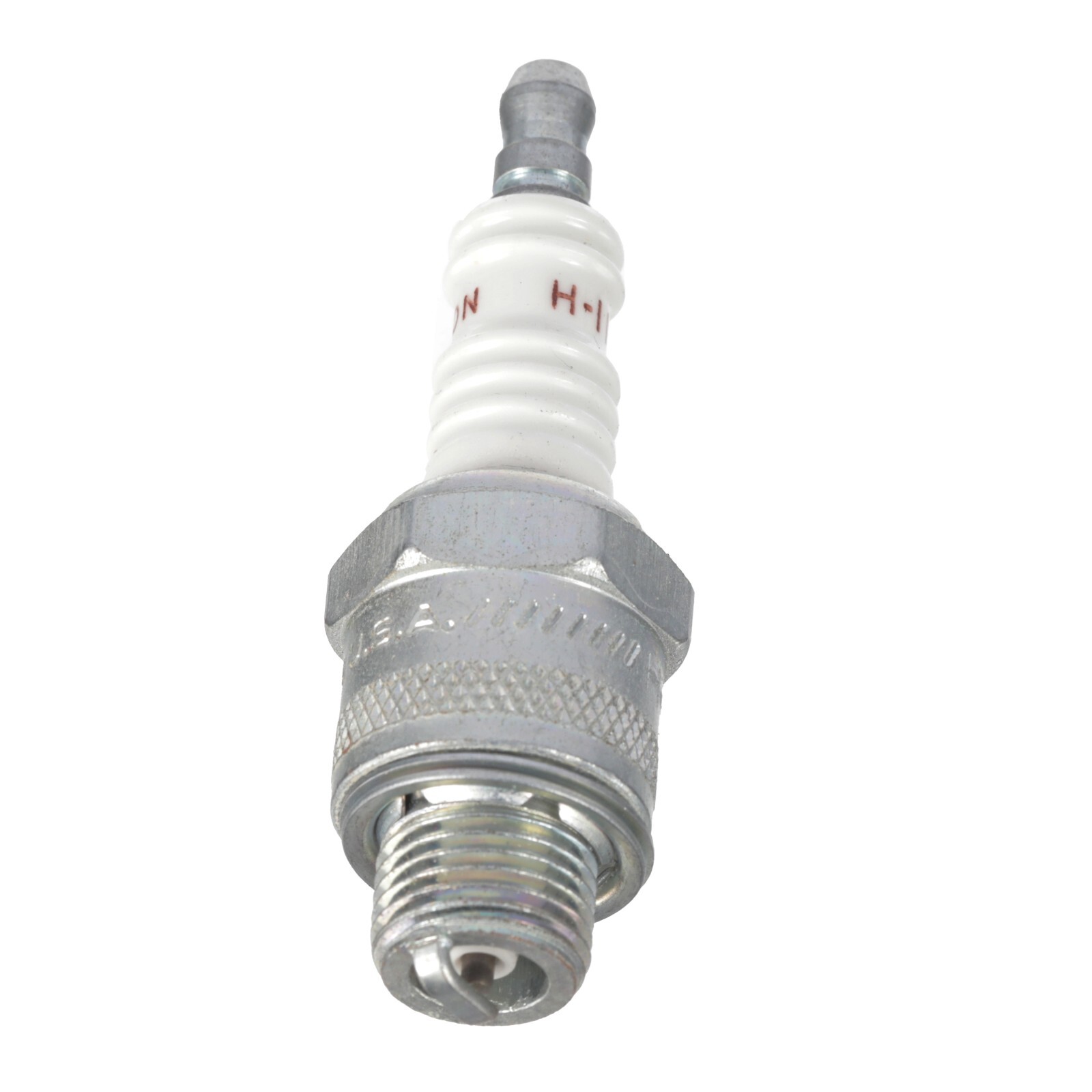 GENUINE GM OEM NOS CHAMPION SPARK PLUG OEM NEW H-11
