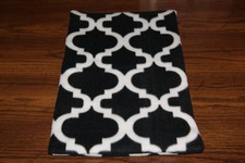 New Black White BELLA TRELLIS Fleece Dog Cat Pet Carrier Blanket FREE S/H BCR