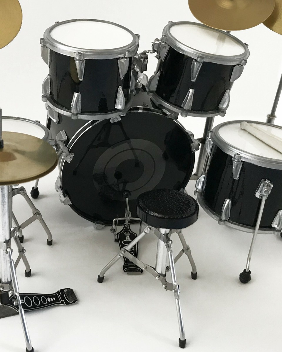 Queen Mini Drum Set Collectible Roger Taylor News of The