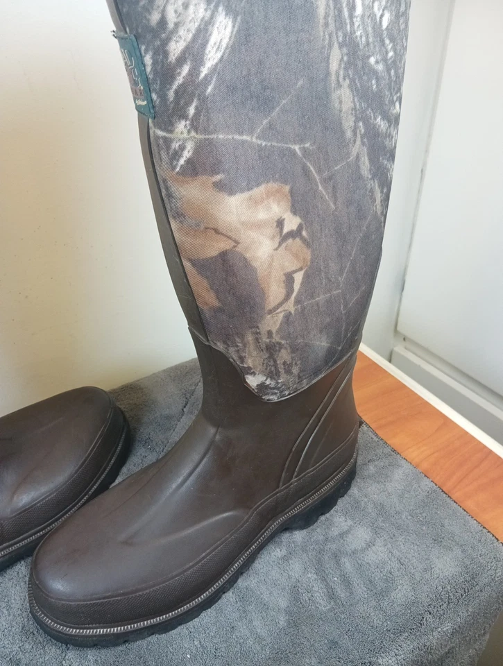 Men's Mad Dog Camo Neoprene Rubber Hunting Muck Boots Size 11 - Image 3 of 4