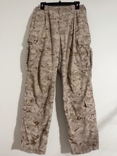 USMC DESERT MARPAT CAMOUFLAGE, MCCUU 8415-01-527-0006 M-R FLAME RESISTANT PANTS