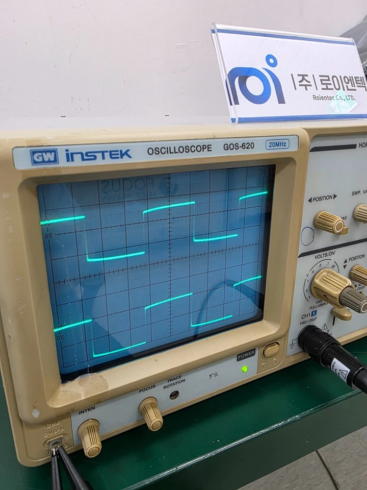 GOS-620 20MHz 2CH Analog Oscilloscope, GWINSTEK - Image 2 of 4
