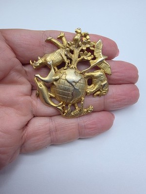 Signed AJC Gold Tone Metal Animals Around the World Brooch Vintage