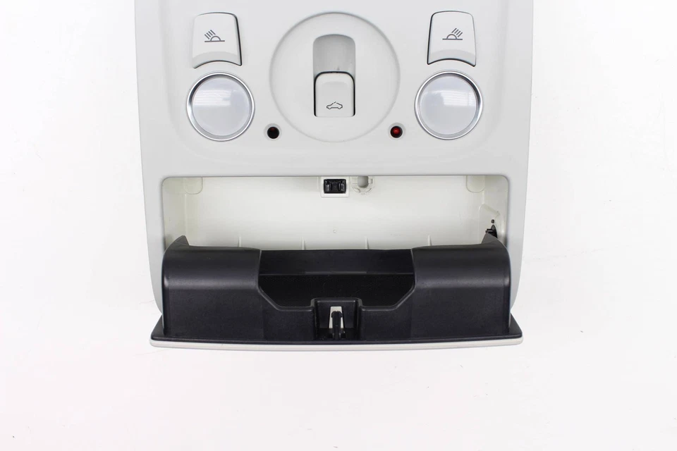 AUDI A5 QUATTRO 2008-2012 - Luz de lectura cúpula delantera / interruptor techo corredizo Foto 2 de 4