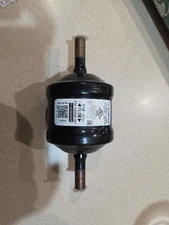 SANHUA LIQUID LINE FILTER DRIER STGF 053S STG-F05030-007 NEW - 3/8 Inch