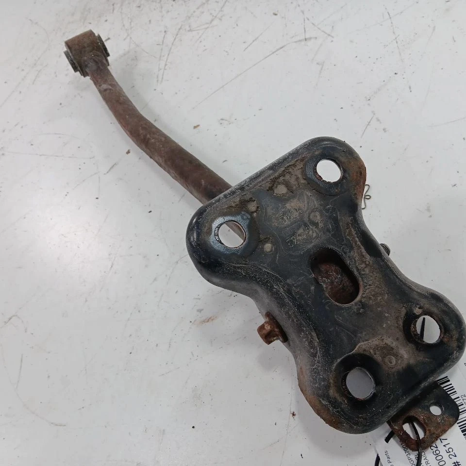 Левый нижний рычаг управления задний продольный рычаг подходит для Jeep Renegade 15–23 годов выпуска - Изображение 2 из 4